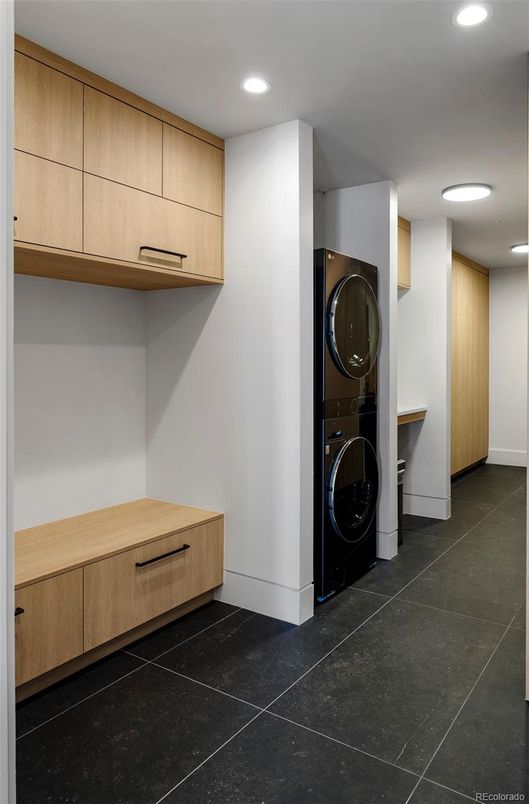 Interior, Recessed Lighting, Washer