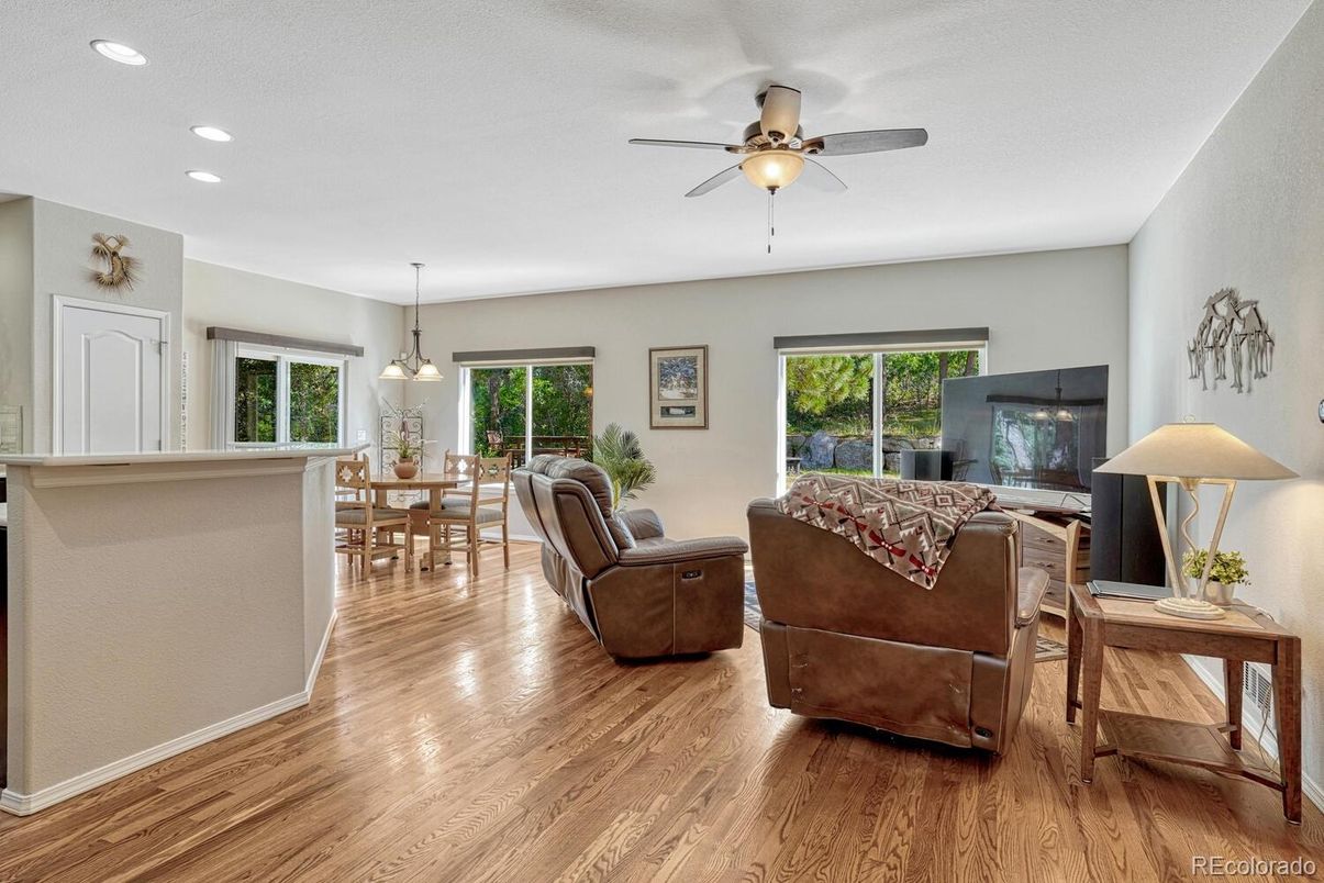 Dining room, Interior, Living room, Pendant Lights, Recessed Lighting, Wood Texture Flooring