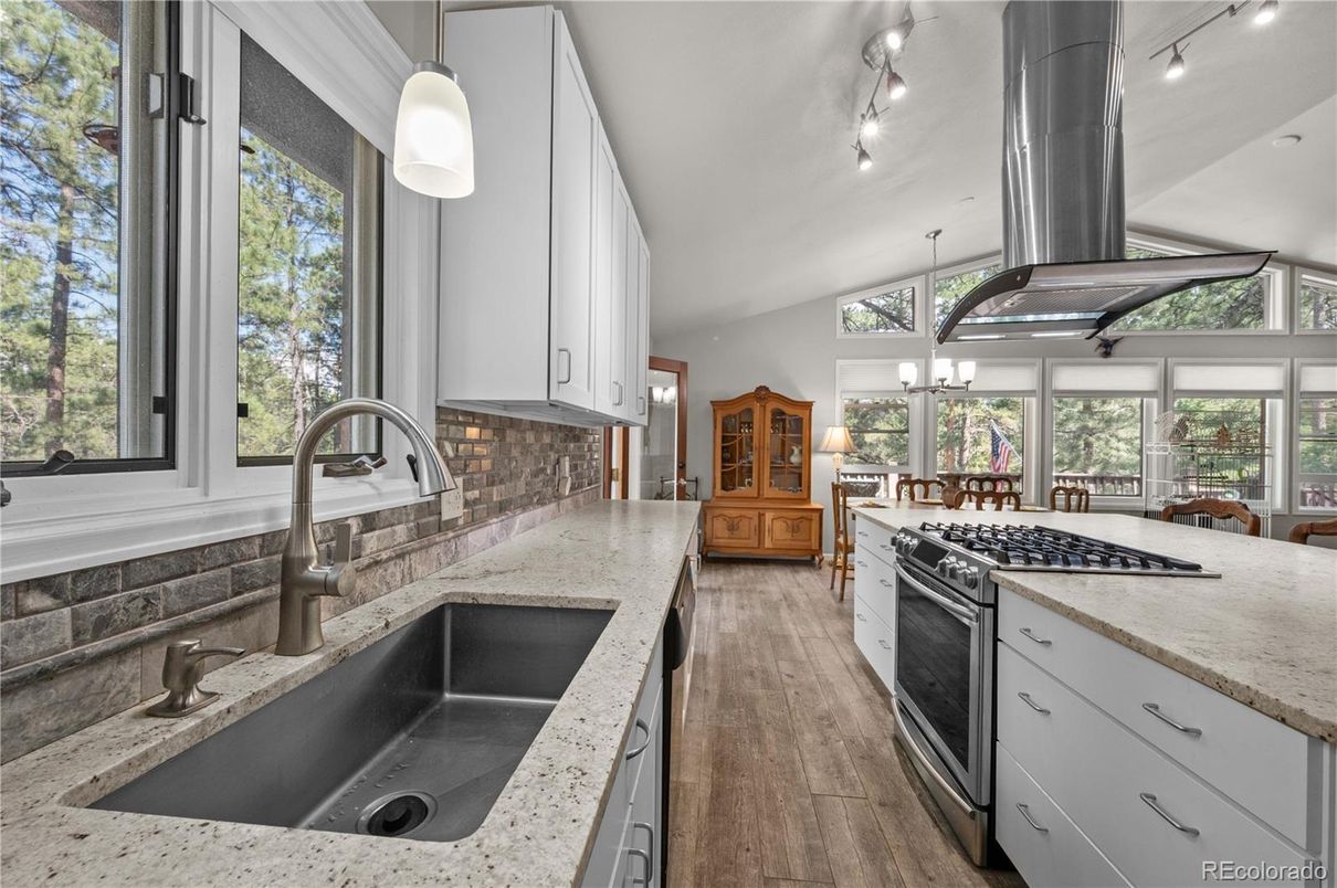 Interior, Kitchen, Pendant Lights, Wood Texture Flooring