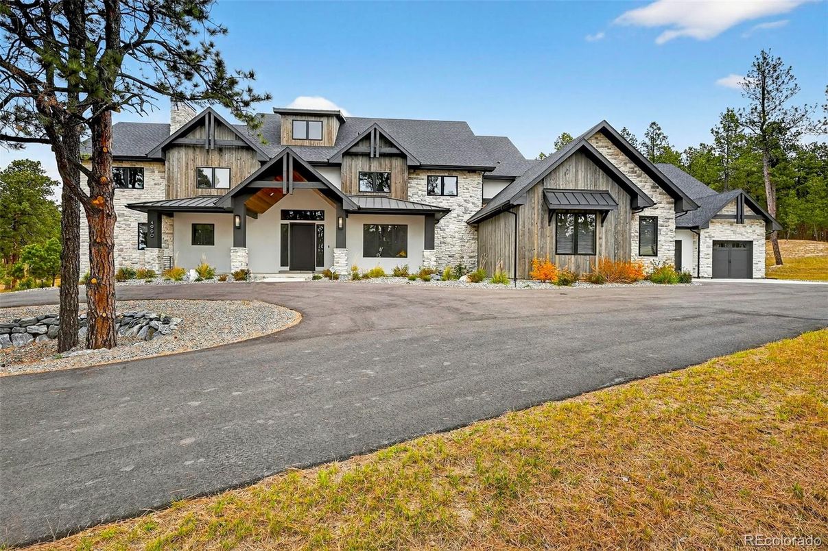 Attached, Detached Garage, Exterior, Facade, Farmhouse