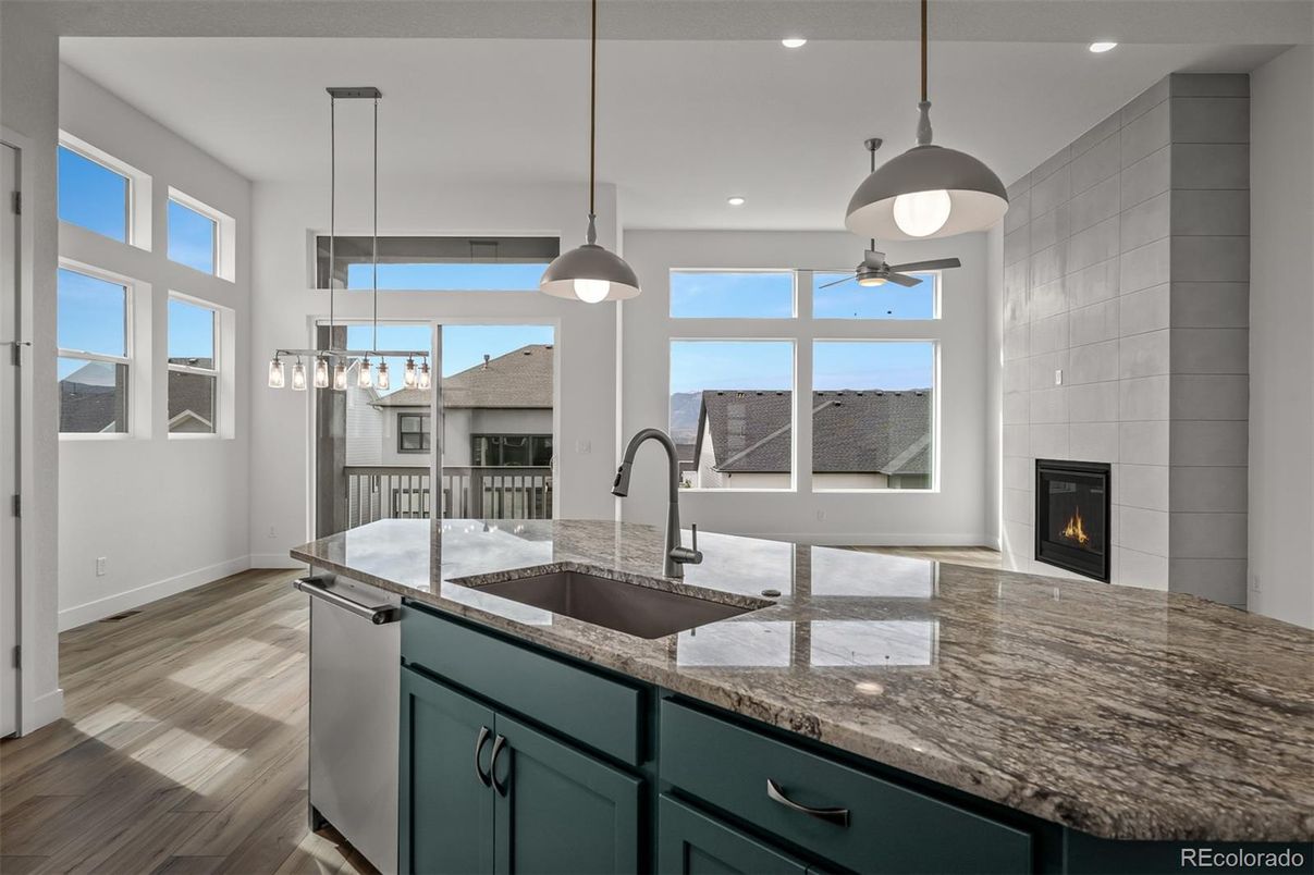 Fireplace, Interior, Kitchen, Pendant Lights, Recessed Lighting, Wood Texture Flooring