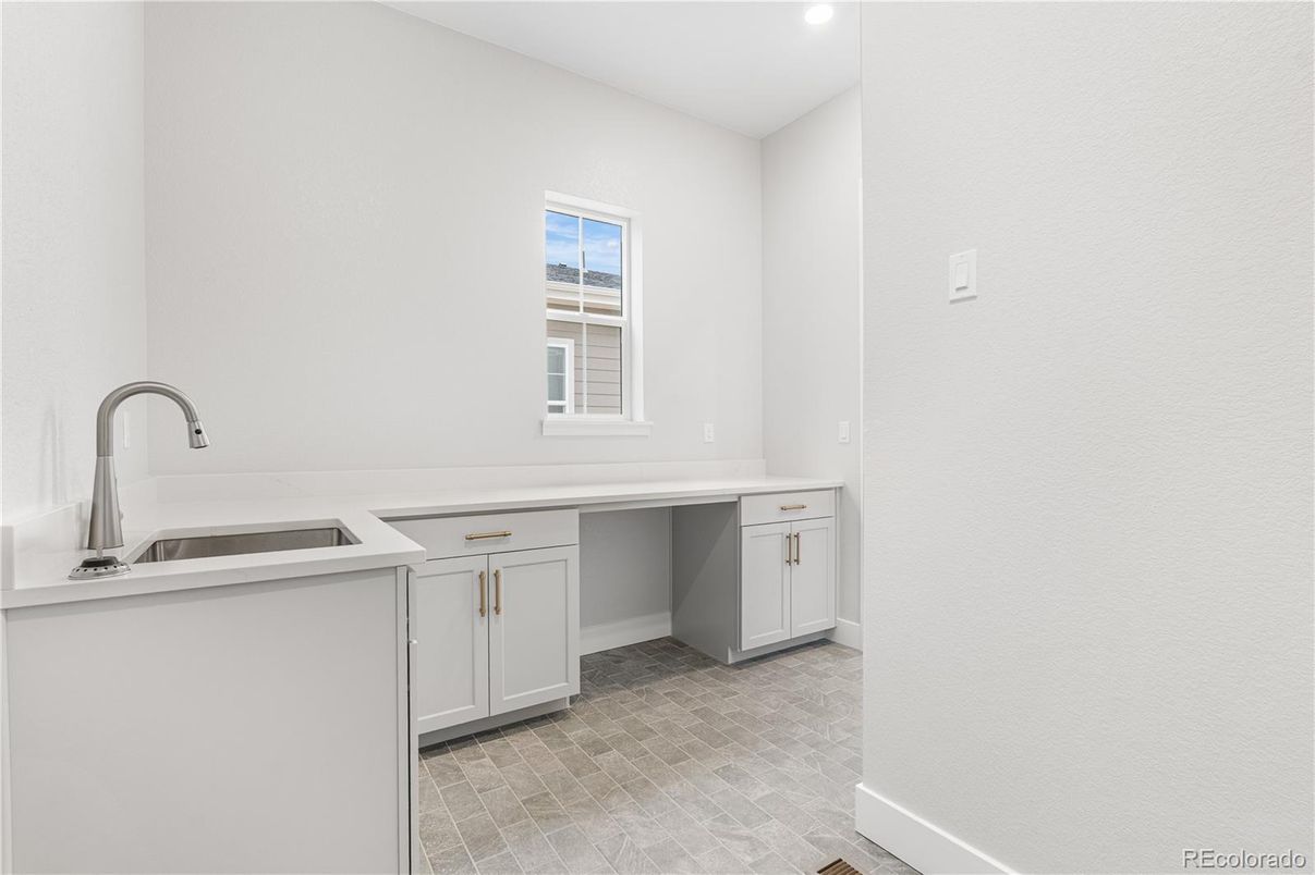 Interior, Kitchen, Recessed Lighting
