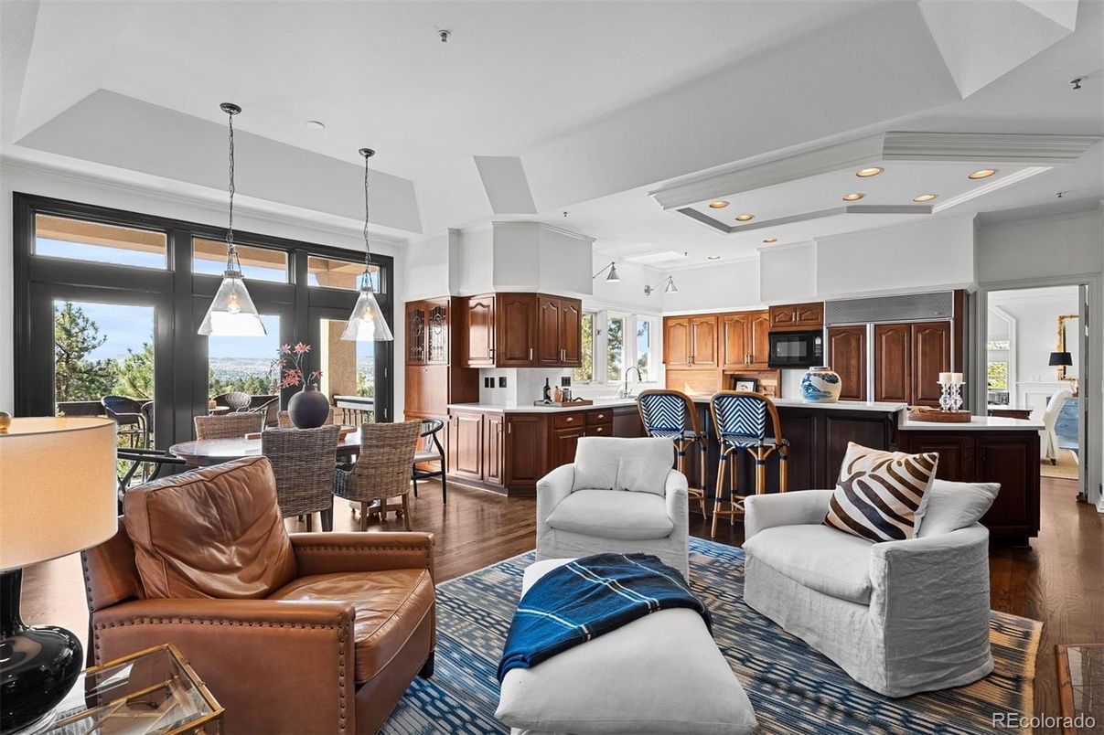 Dining room, Interior, Kitchen, Living room, Pendant Lights, Recessed Lighting, Wood Texture Flooring