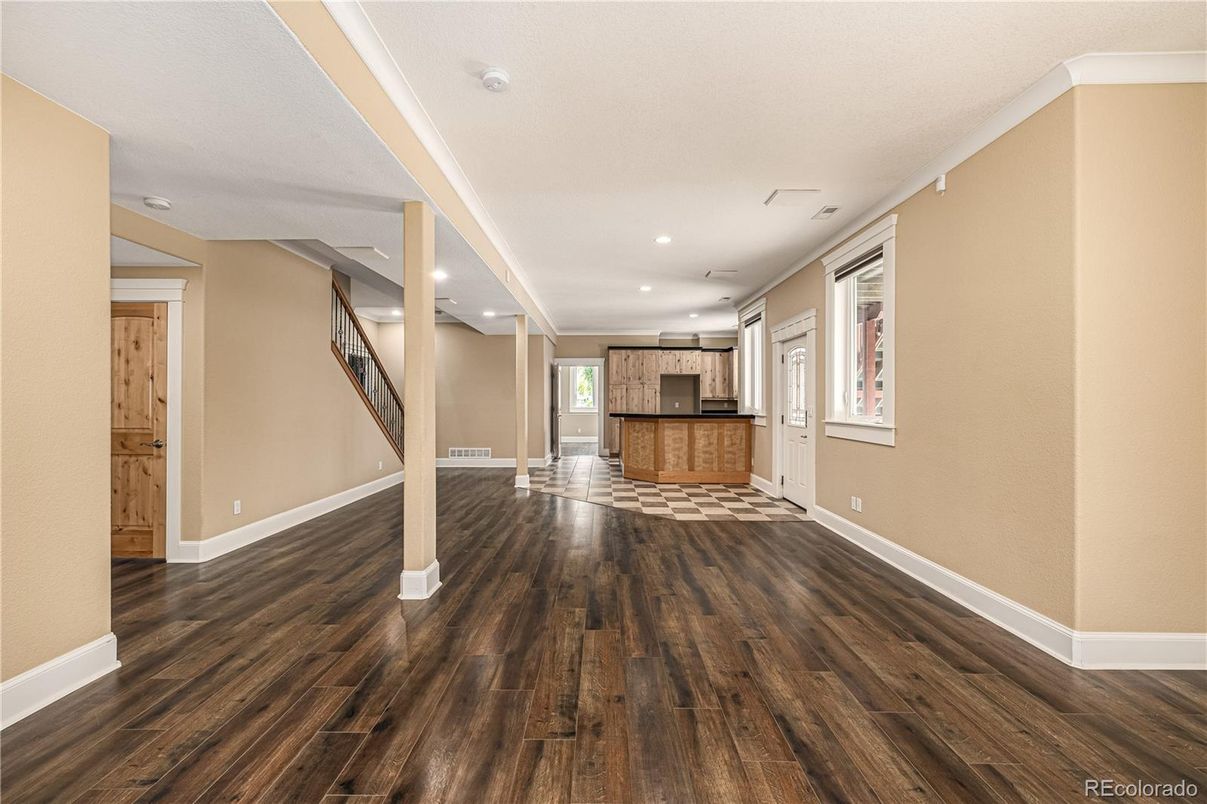 Empty room, Interior, Kitchen, Recessed Lighting, Wood Texture Flooring