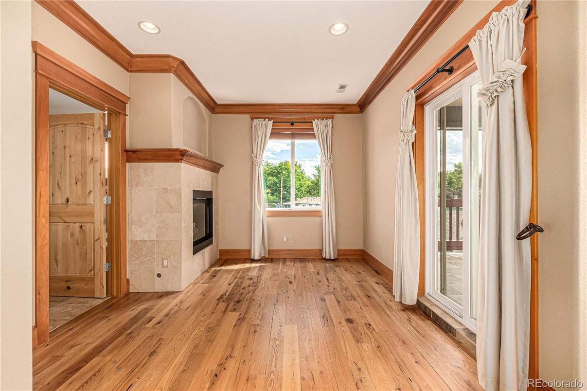 Empty room, Fireplace, Interior, Recessed Lighting, Wood Texture Flooring
