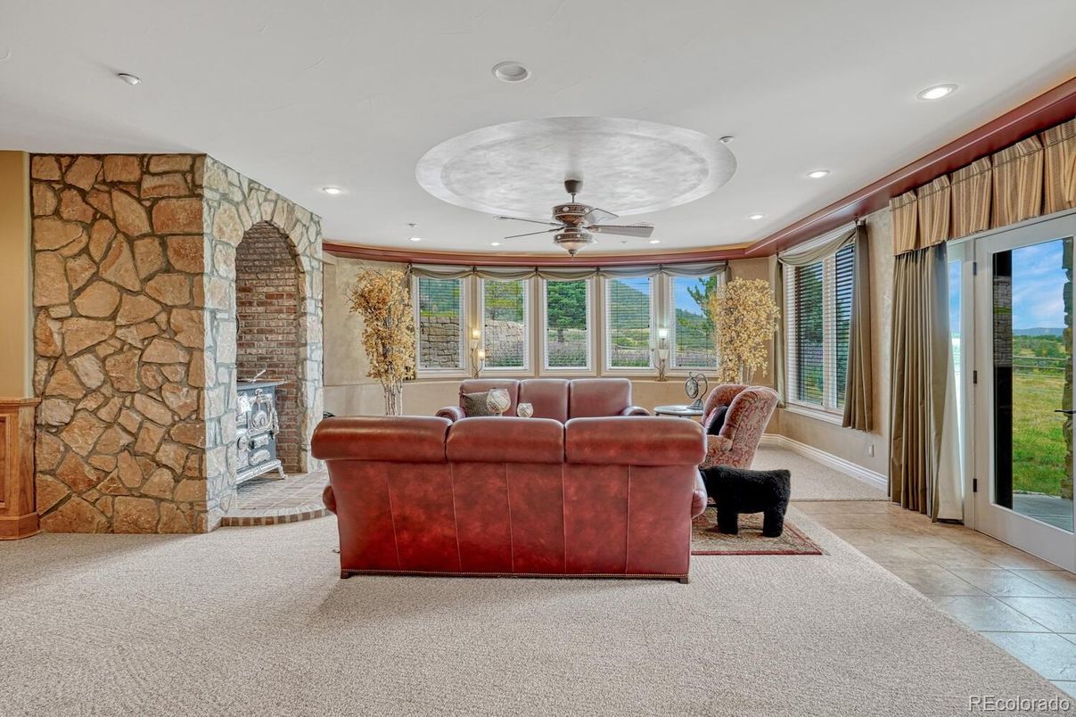 Interior, Living room, Recessed Lighting, Stone Walls