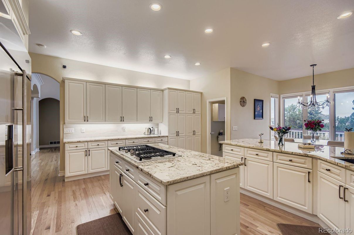 Interior, Kitchen, Pendant Lights, Recessed Lighting, Wood Texture Flooring