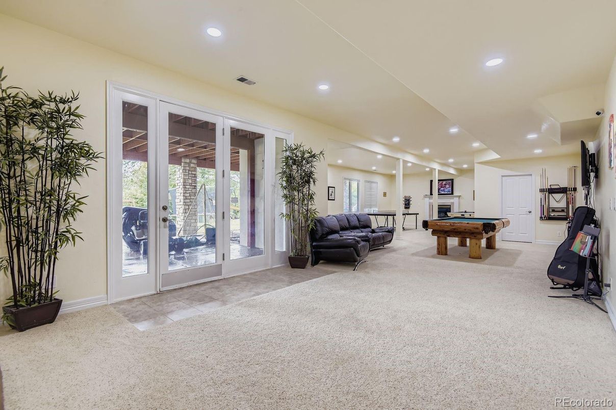 Billiard Table, Fitness Equipment, Game Room, Interior, Recessed Lighting