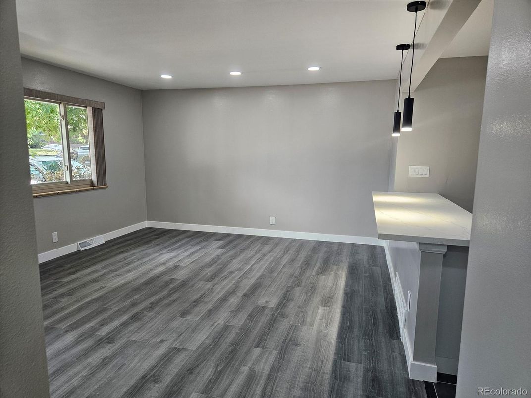 Empty room, Interior, Pendant Lights, Recessed Lighting, Wood Texture Flooring