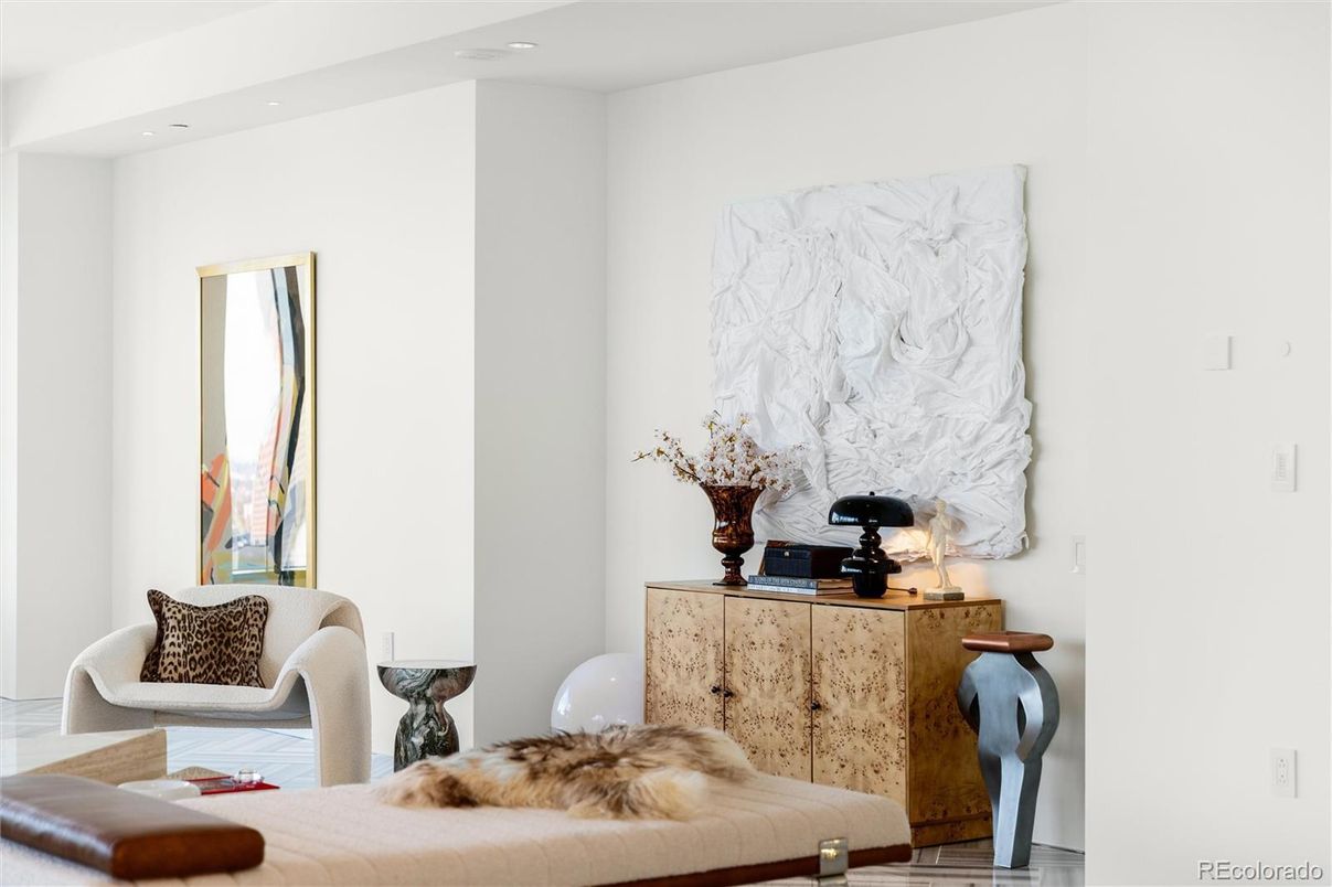 Interior, Recessed Lighting