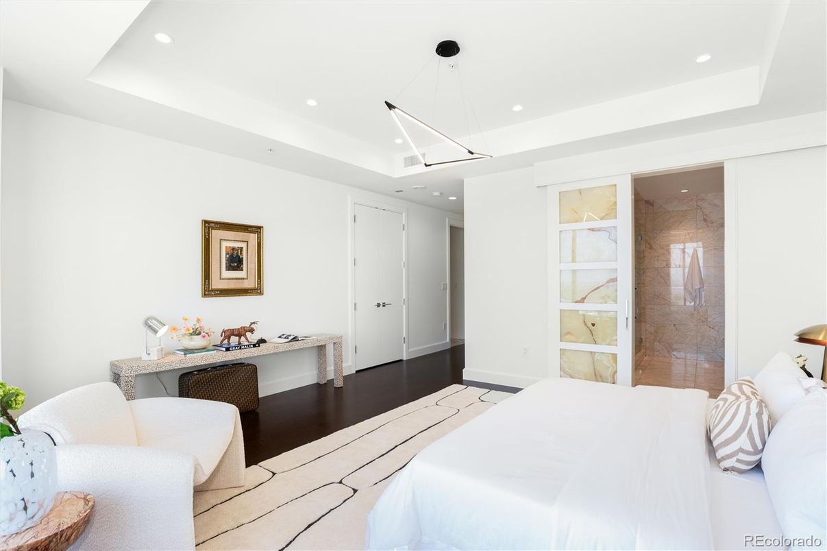 Bedroom, Interior, Pendant Lights, Recessed Lighting, Wood Texture Flooring