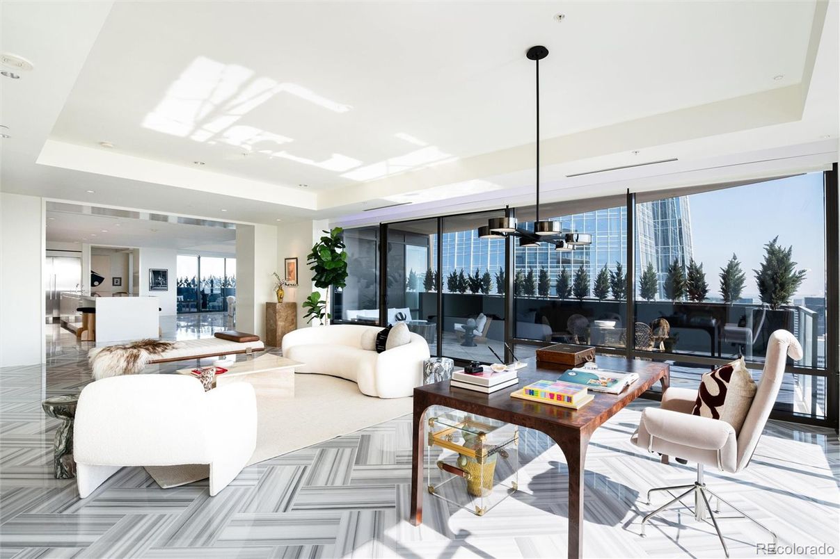 Interior, Living room, Pendant Lights, Recessed Lighting