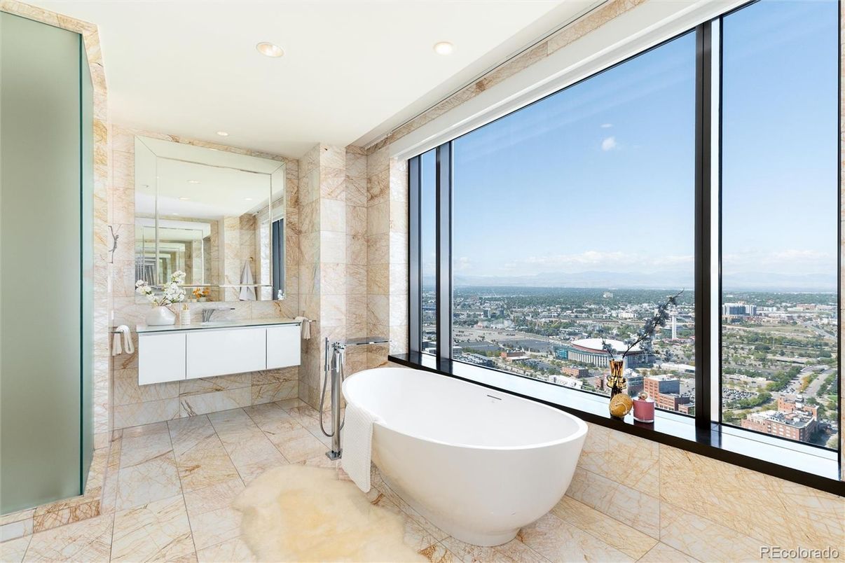 Bathroom, Free Standing Baths, Interior, Recessed Lighting