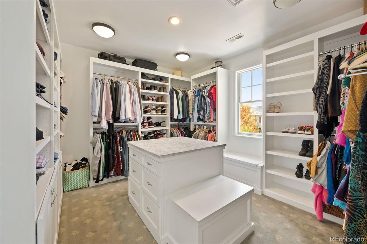 Interior, Recessed Lighting, Walk-in Closets