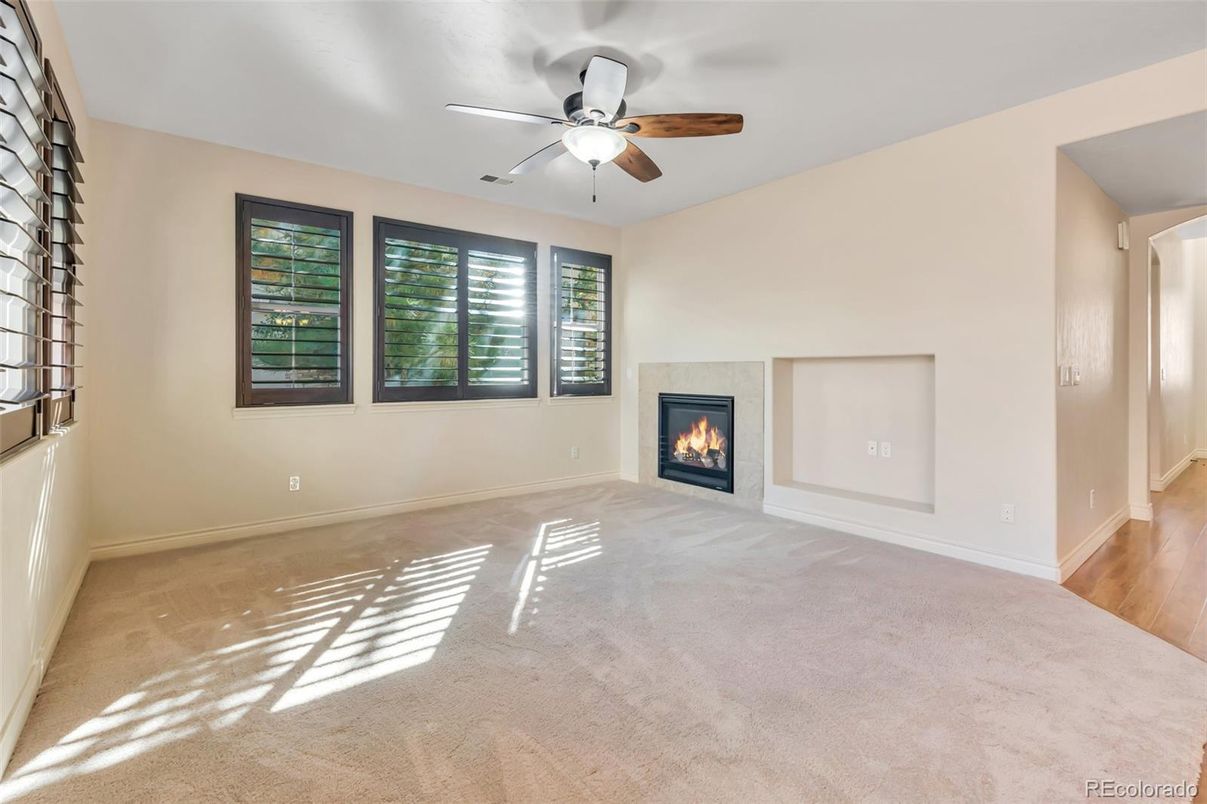 Empty room, Fireplace, Interior