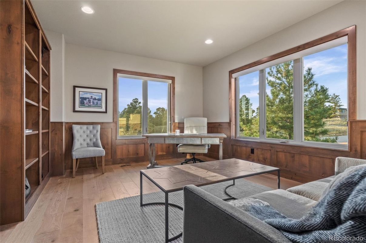 Home Office, Interior, Recessed Lighting, Wood Texture Flooring