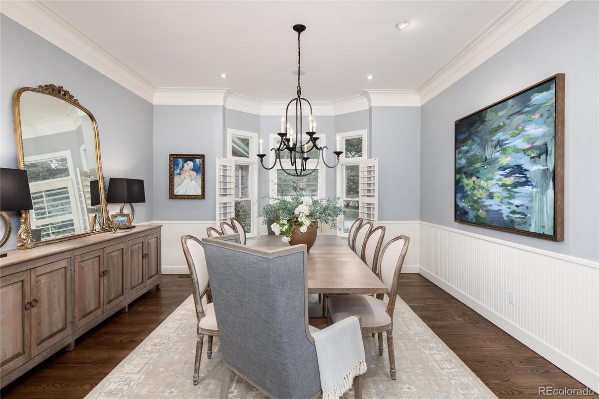 Chandelier, Dining room, Interior, Recessed Lighting, Wood Texture Flooring