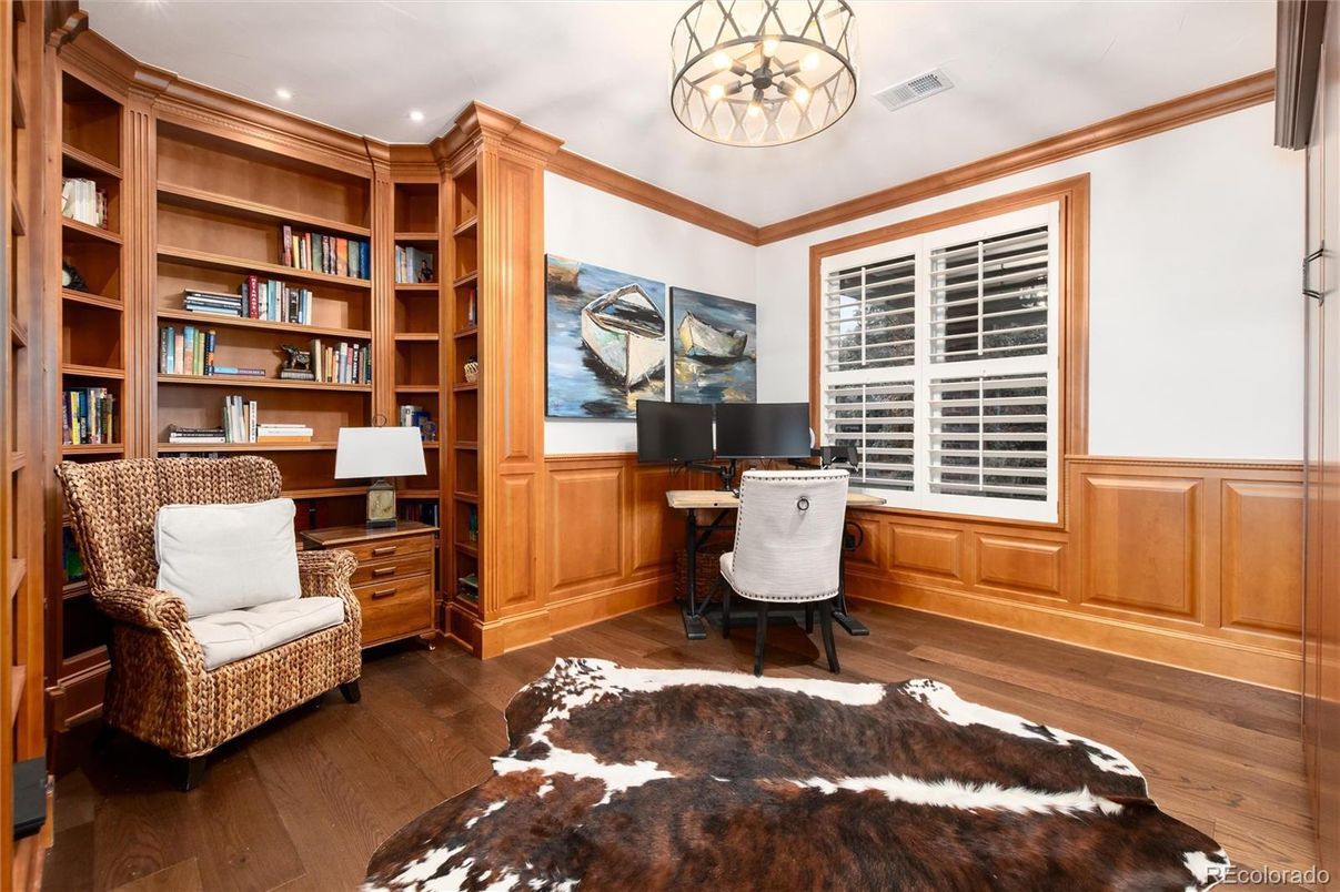 Home Office, Interior, Pendant Lights, Recessed Lighting, Wood Texture Flooring