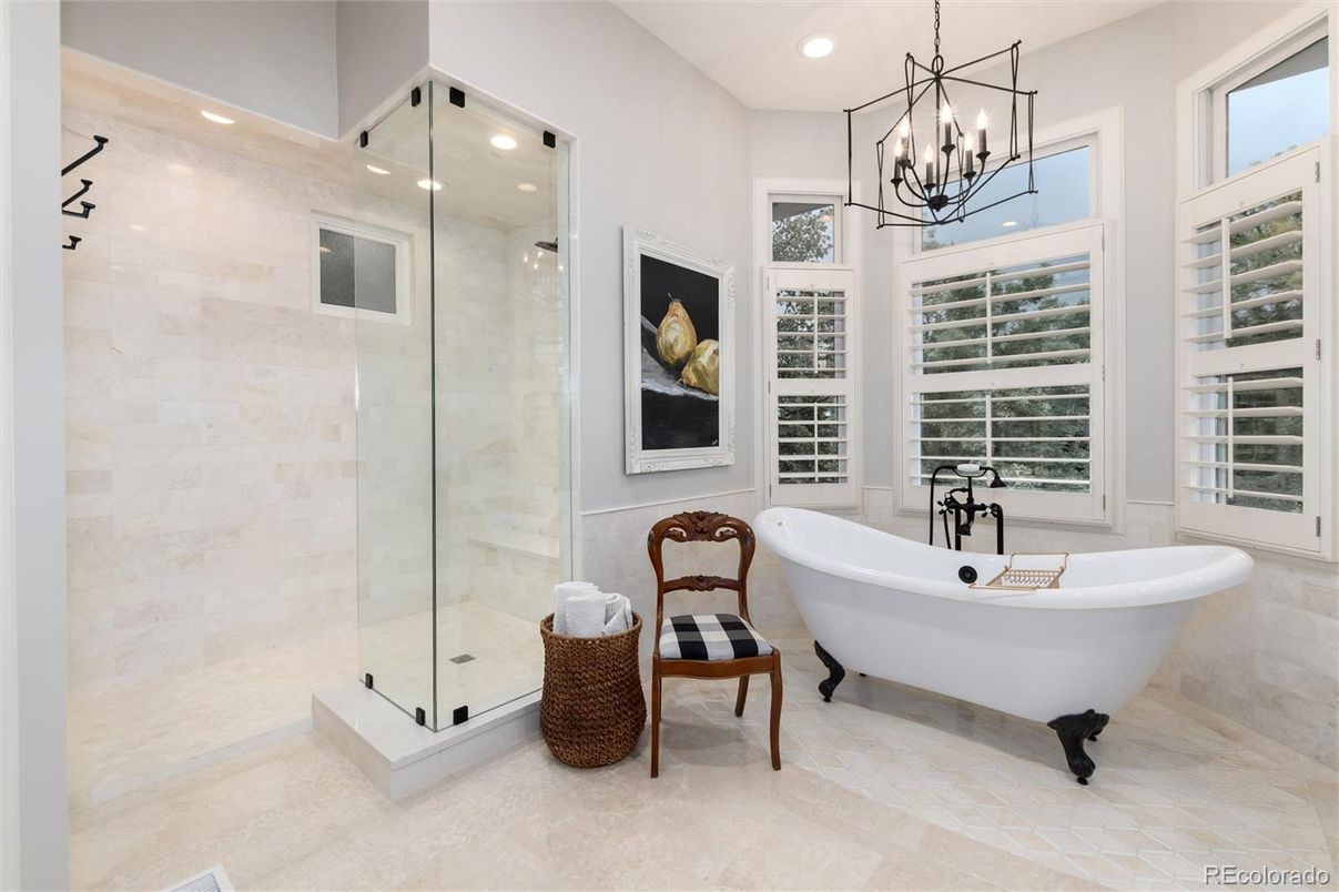 Bathroom, Chandelier, Free Standing Baths, Glass Shower, Interior, Pendant Lights, Recessed Lighting