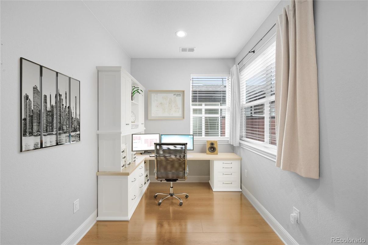 Home Office, Interior, Recessed Lighting, Wood Texture Flooring