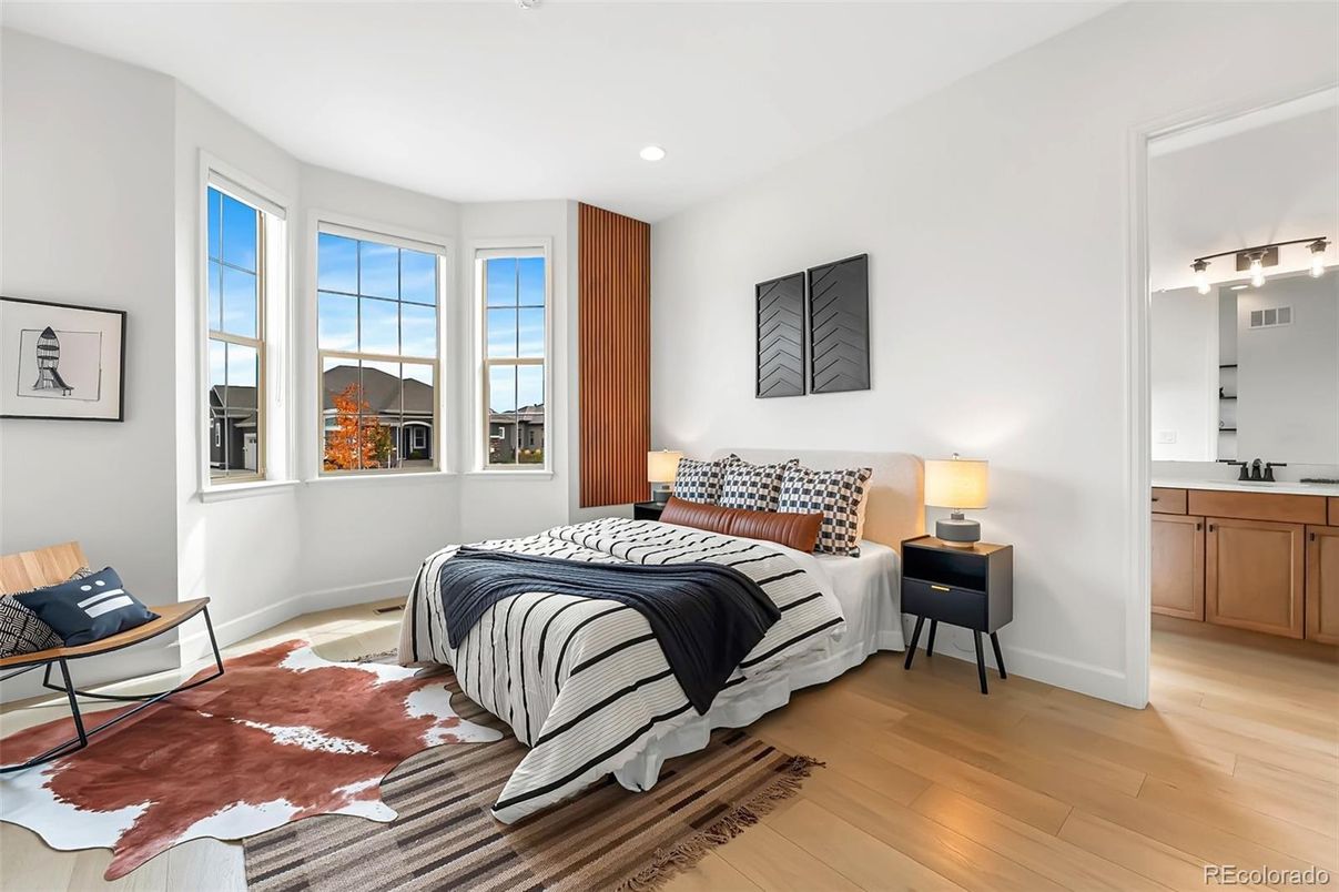 Bedroom, Interior, Recessed Lighting, Wood Texture Flooring