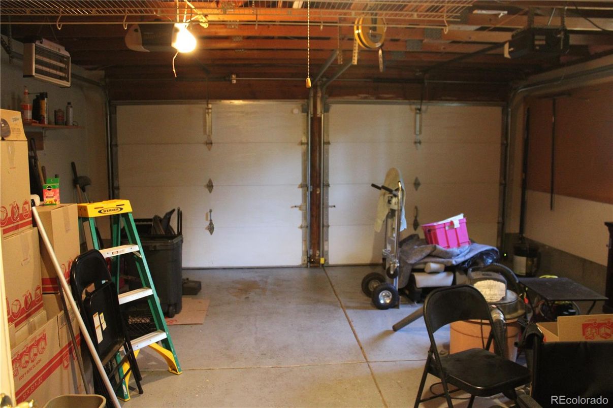 Garage, Interior