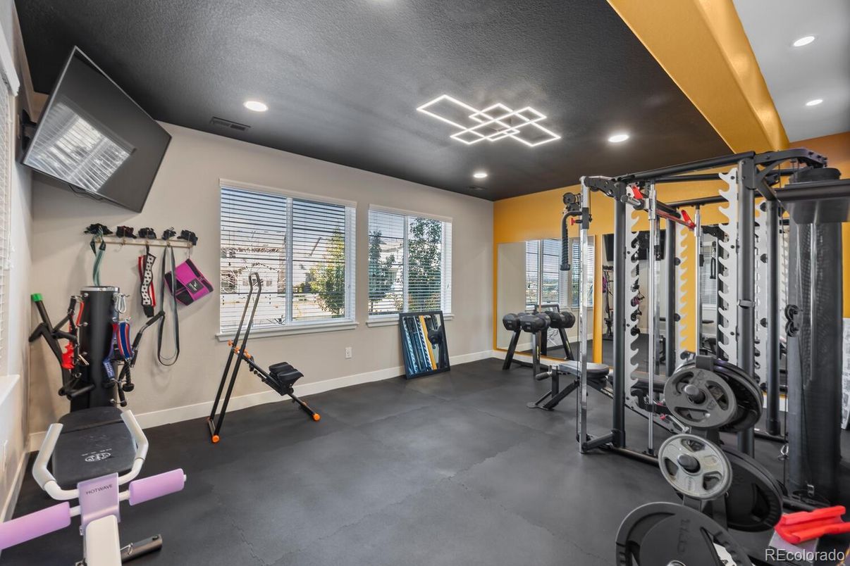 Fitness Equipment, Interior, Recessed Lighting