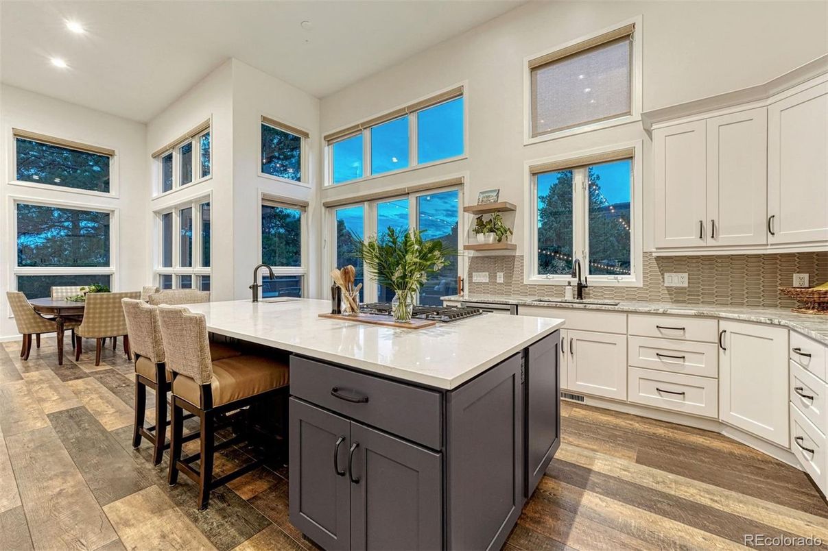 Dining room, Interior, Kitchen, Recessed Lighting, Wood Texture Flooring