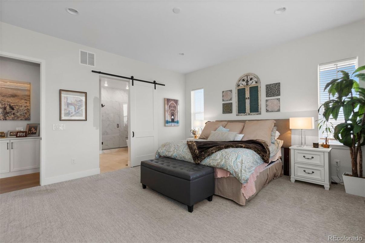 Bedroom, Interior, Recessed Lighting