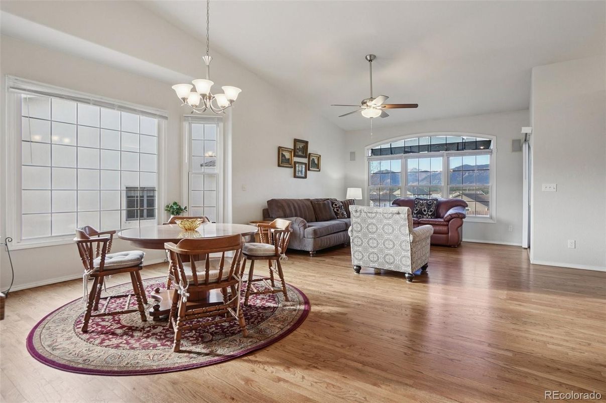Chandelier, Dining room, Interior, Living room, Wood Texture Flooring