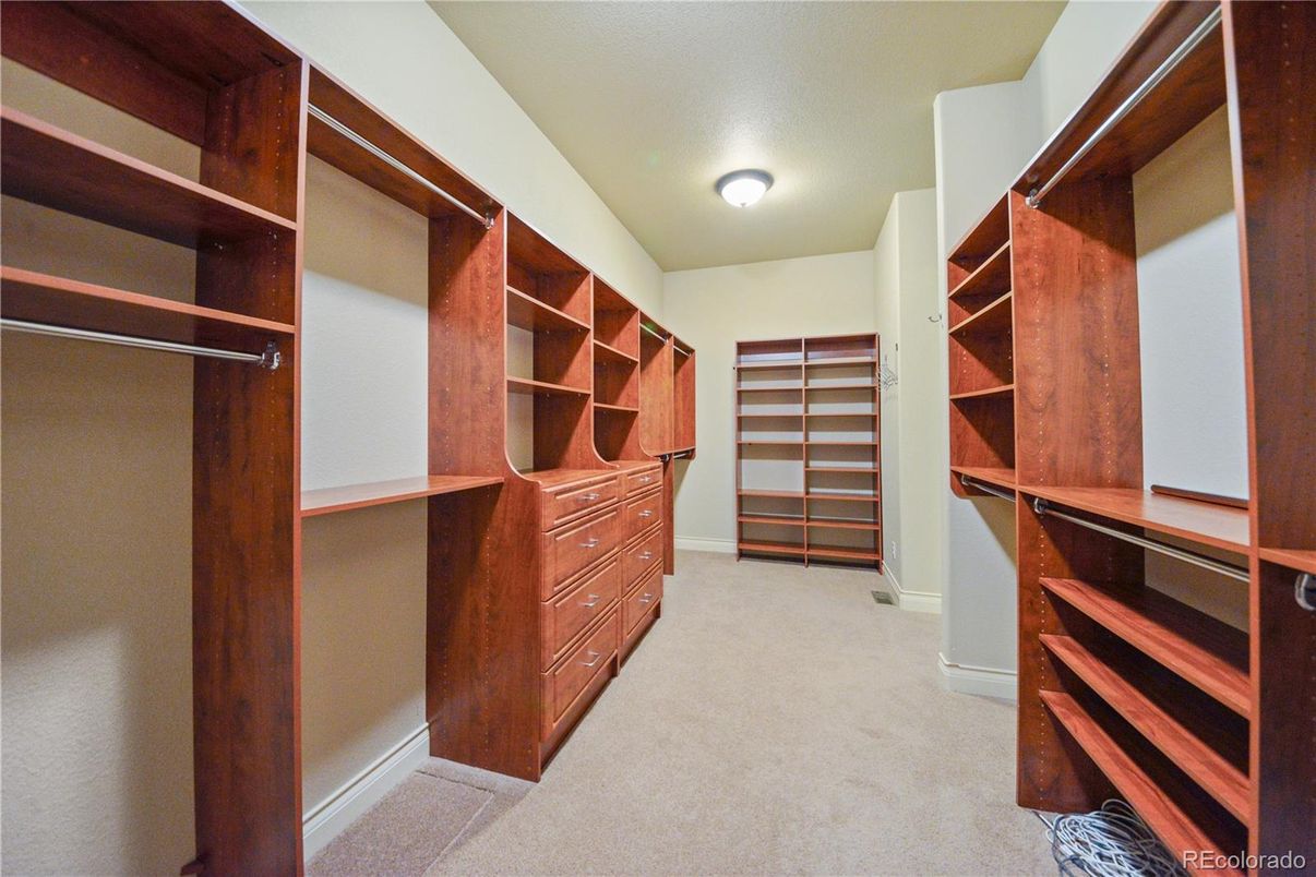 Interior, Walk-in Closets