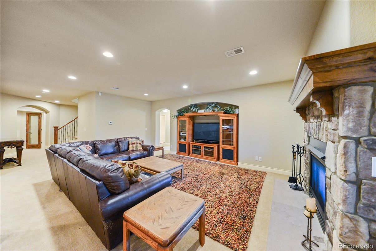 Fireplace, Interior, Living room, Recessed Lighting