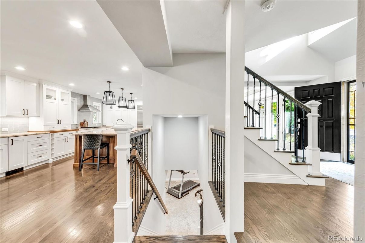 Interior, Kitchen, Pendant Lights, Recessed Lighting, Wood Texture Flooring