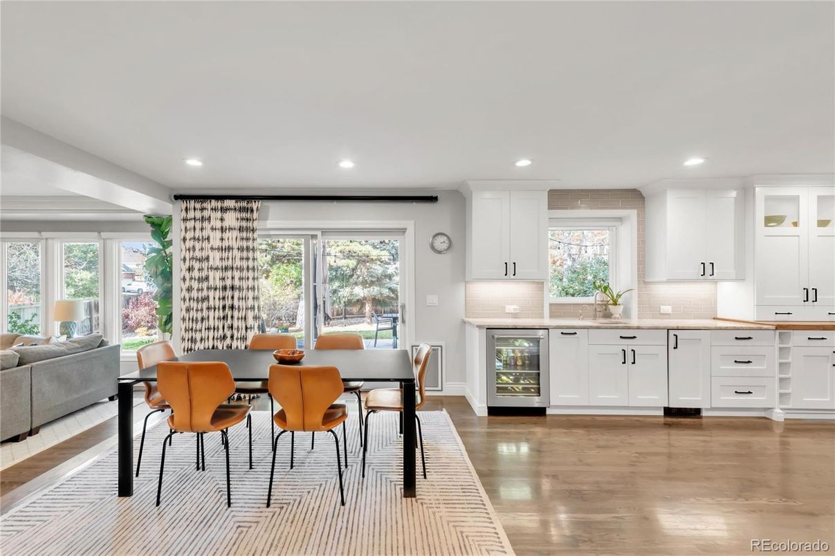 Dining room, Interior, Kitchen, Recessed Lighting, Wood Texture Flooring