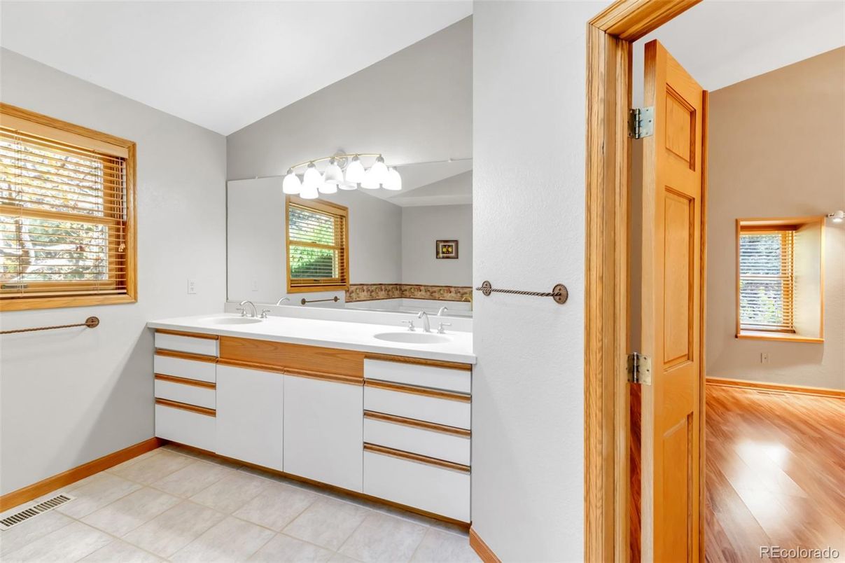 Bathroom, Dual Sink Vanities, Interior, Wood Texture Flooring