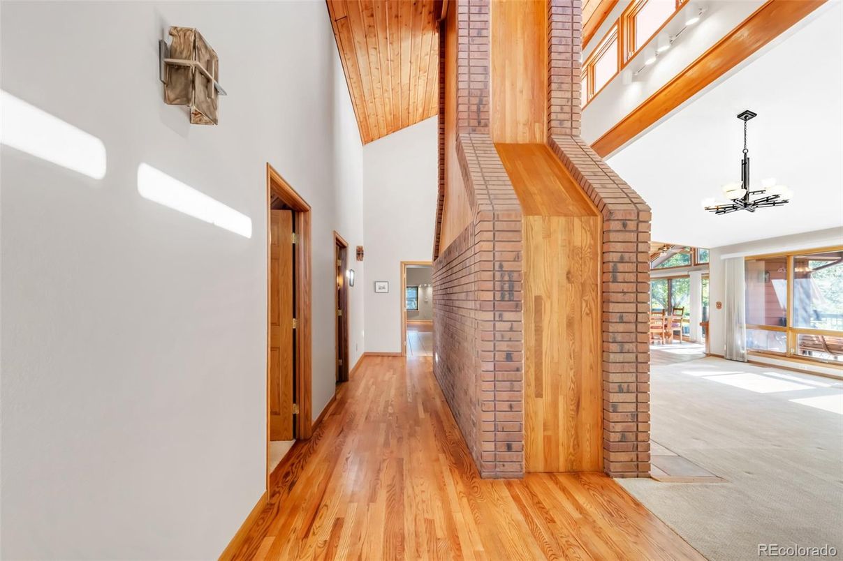 Chandelier, Interior, Wood Texture Flooring
