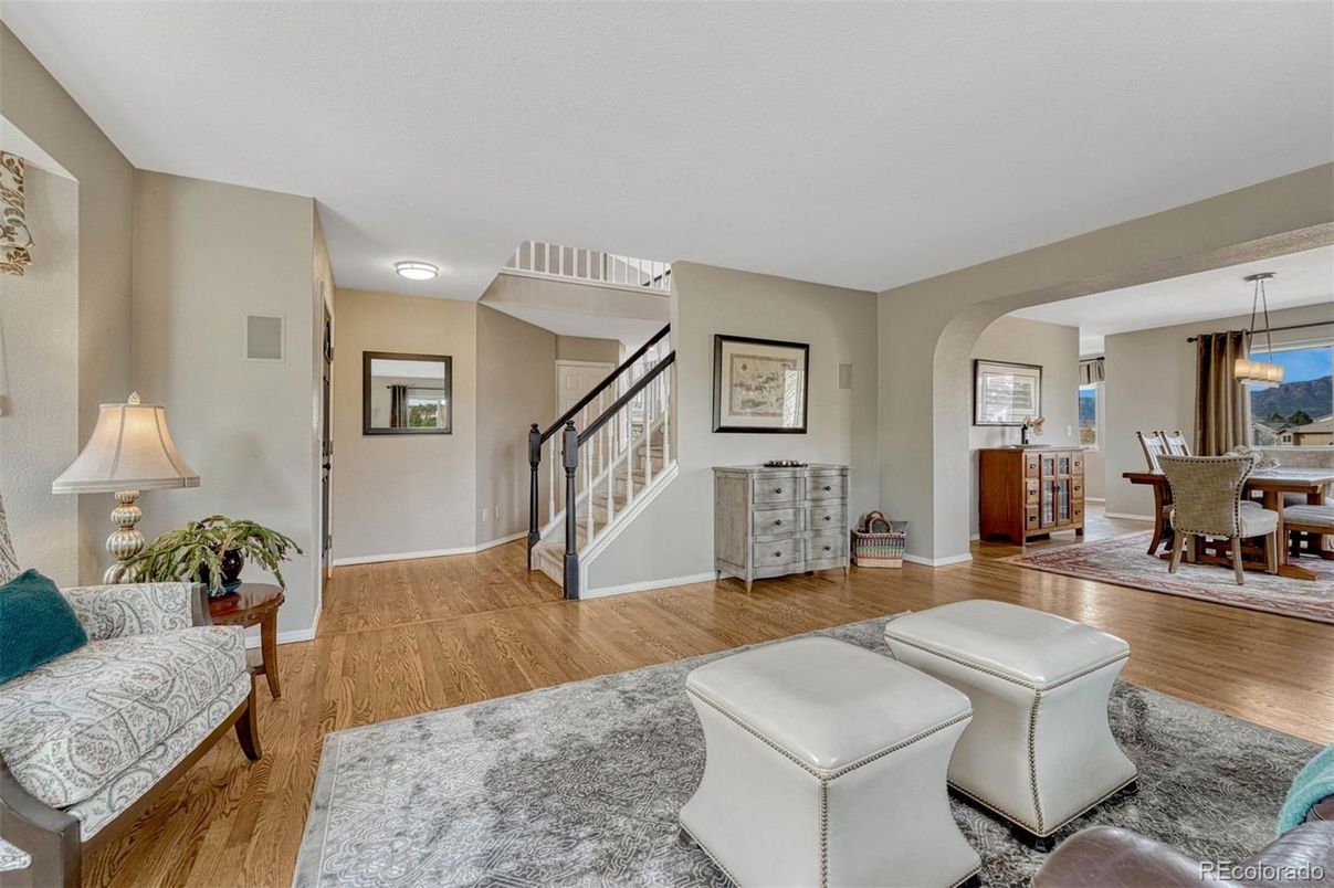 Dining room, Interior, Living room, Pendant Lights, Wood Texture Flooring