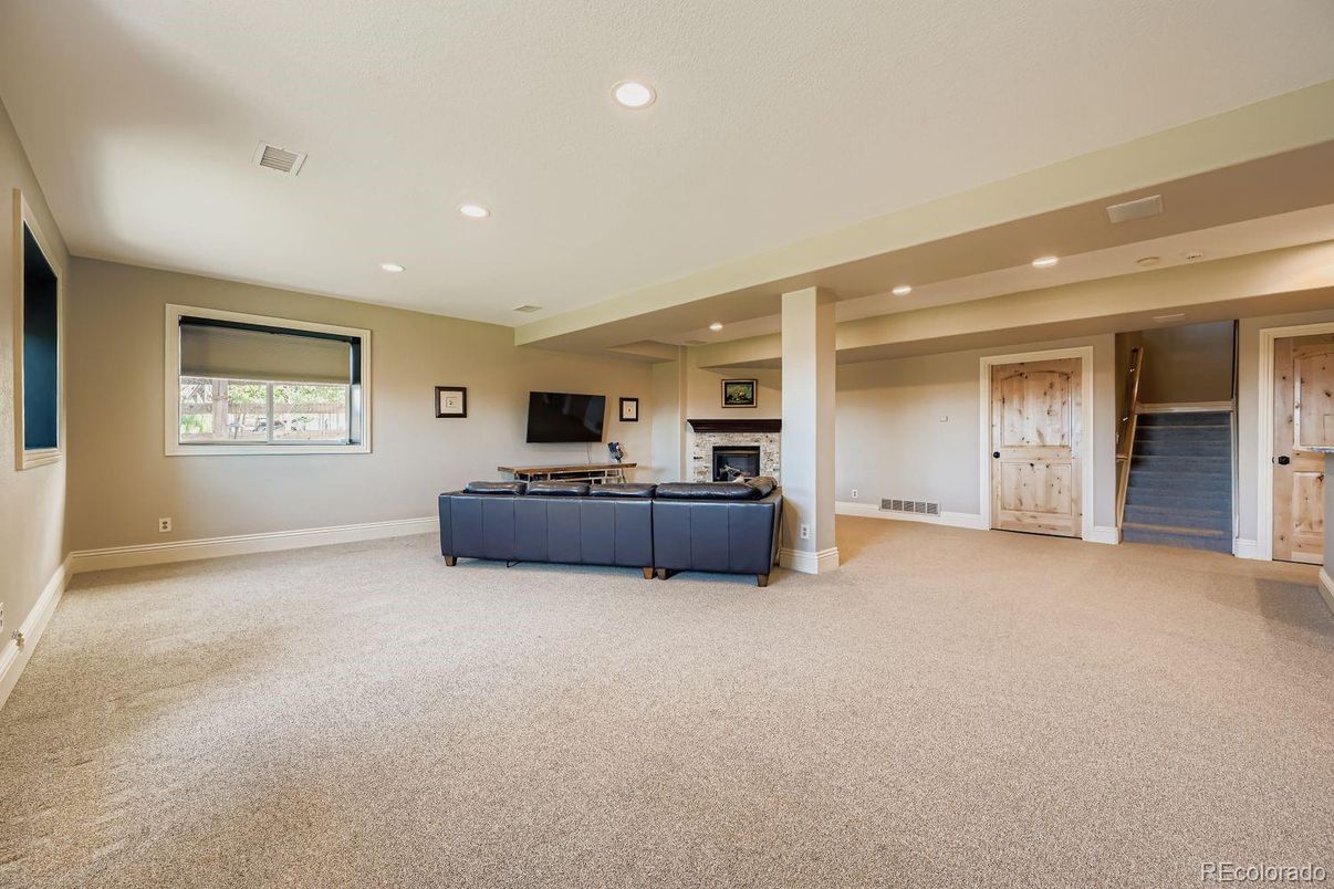 Fireplace, Interior, Living room, Recessed Lighting