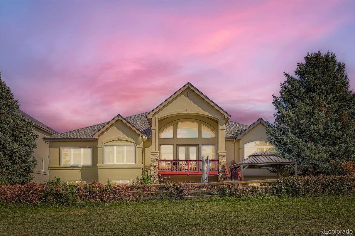 Exterior, Facade, Mediterranean