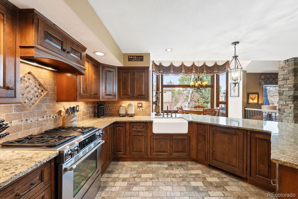 Dining room, Interior, Kitchen, Pendant Lights, Recessed Lighting, Stainless Steel Appliances, Stone Walls