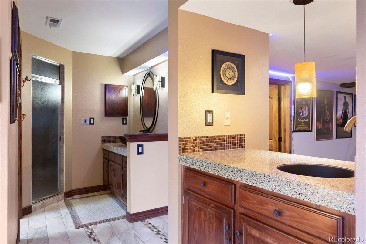 Bathroom, Dual Sink Vanities, Interior, Pendant Lights