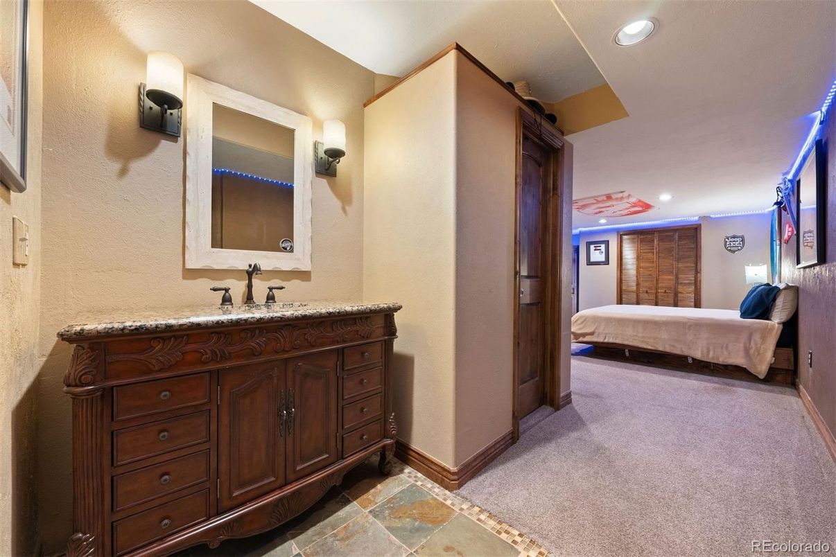 Interior, Recessed Lighting