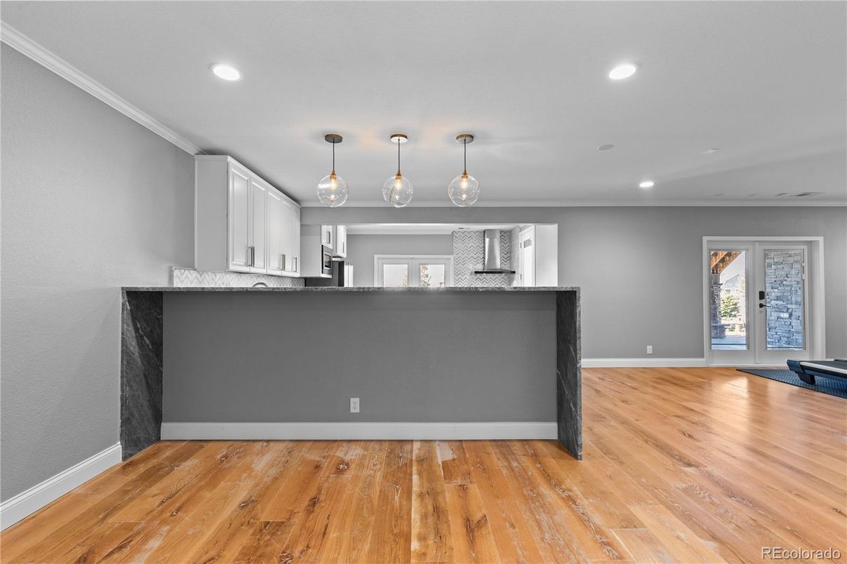 Interior, Kitchen, Pendant Lights, Recessed Lighting, Wood Texture Flooring