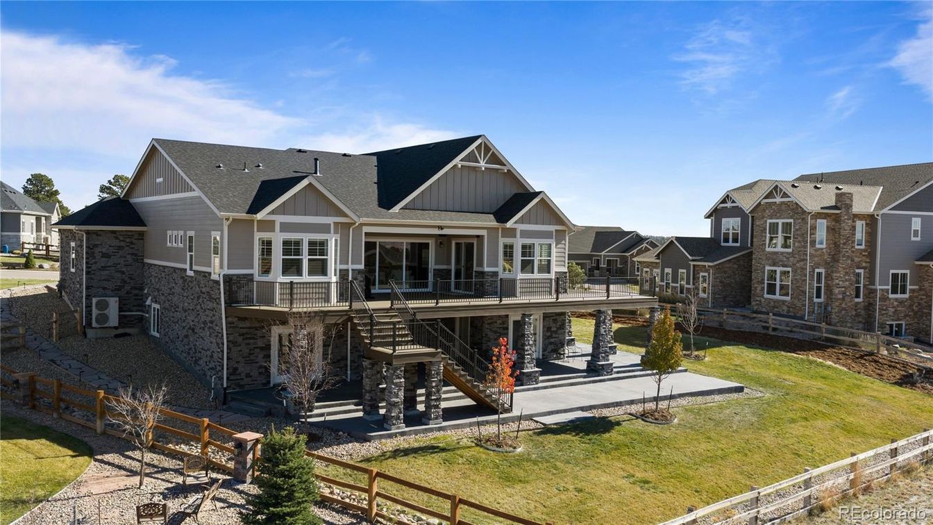 Exterior, Facade, Farmhouse