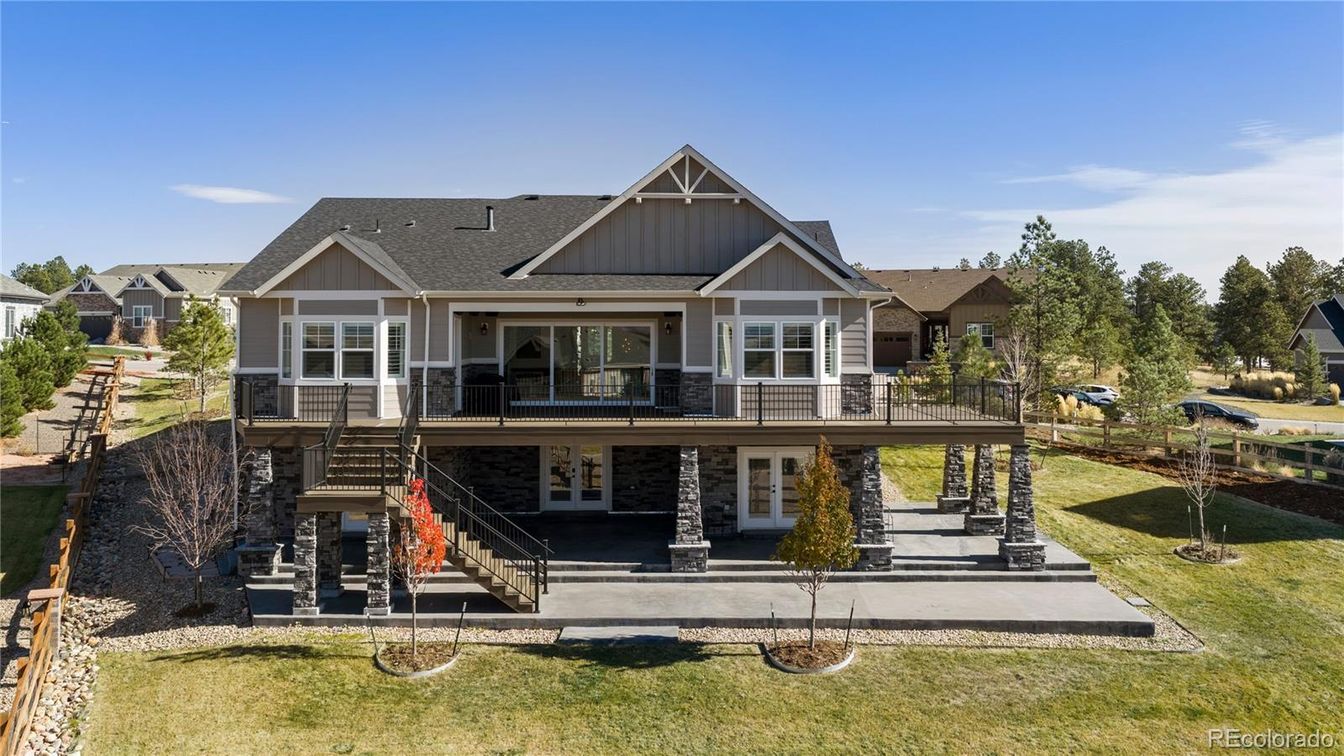 Exterior, Facade, Farmhouse