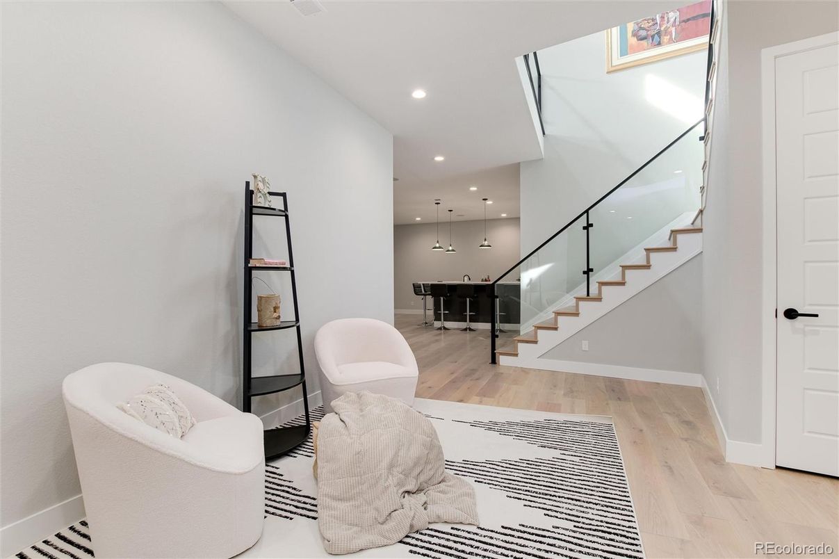 Interior, Recessed Lighting, Wood Texture Flooring