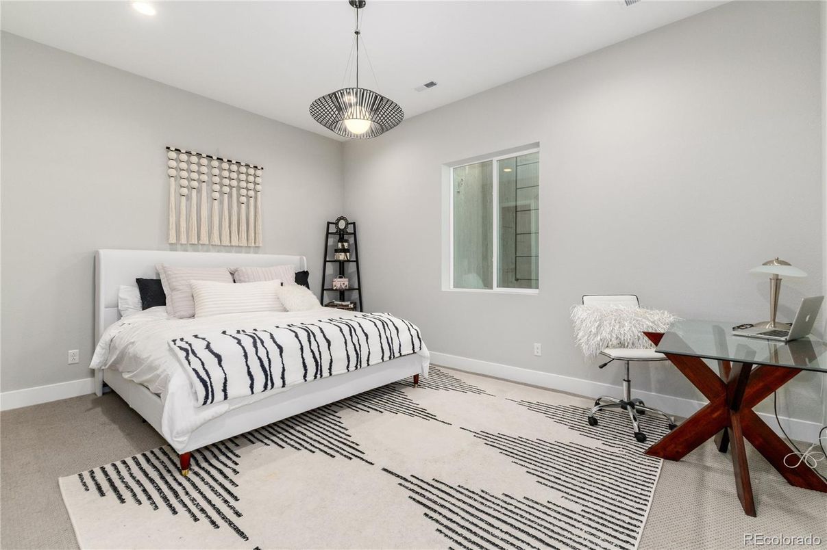 Bedroom, Home Office, Interior, Pendant Lights, Recessed Lighting