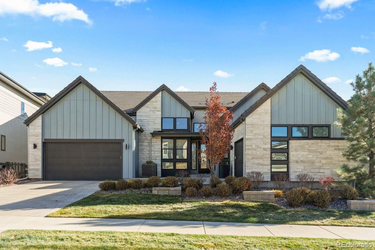 Attached, Exterior, Facade, Farmhouse