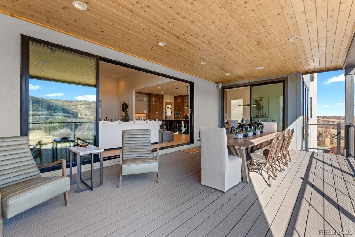 Dining room, Exterior, Recessed Lighting, Wooden Ceilings