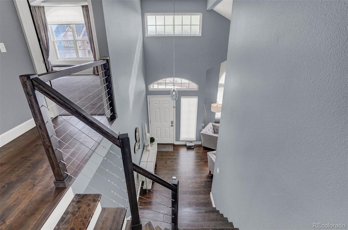 Interior, Pendant Lights, Wood Texture Flooring